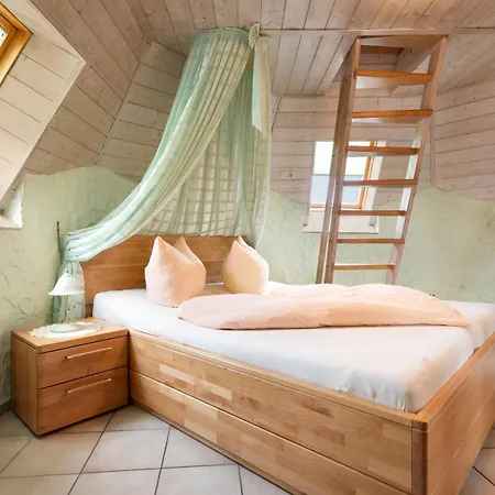 Maerchenhafte Ferienhaeuser