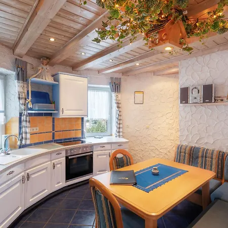 Maerchenhafte Ferienhaeuser Apartment