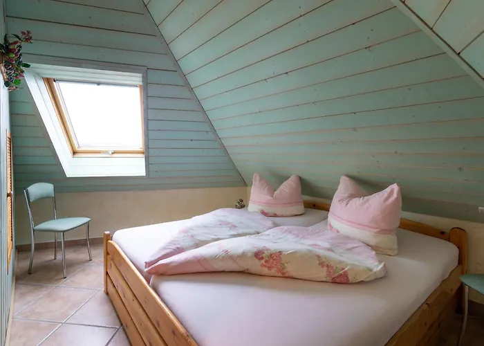 Maerchenhafte Ferienhaeuser * Kaulsdorf